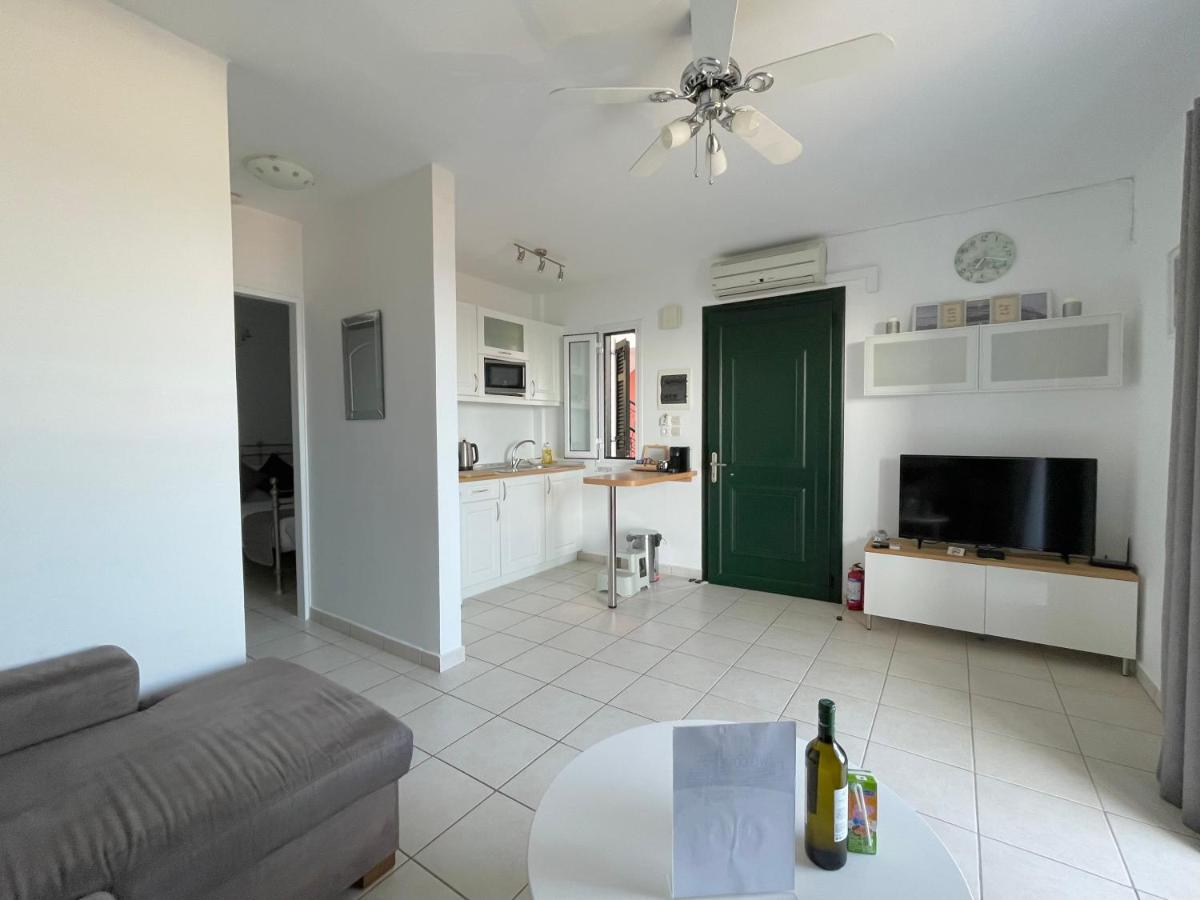 Bluview, Glyfada, Corfu Apartment